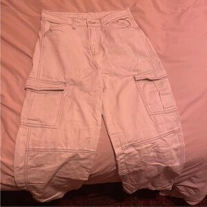 Divided cream Trousers